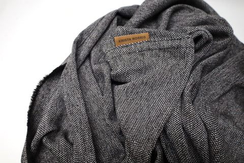 Silver Herringbone Wingtip